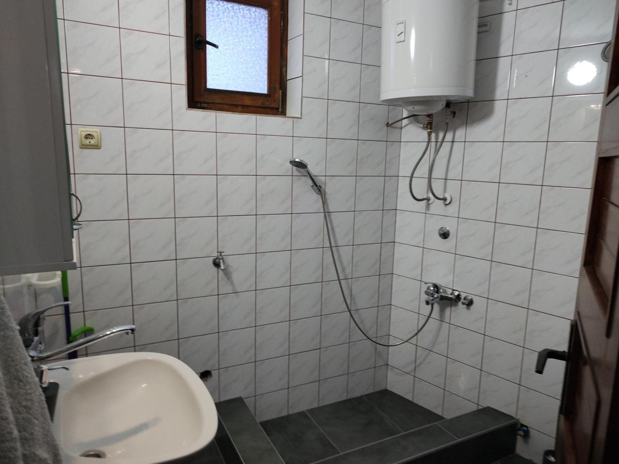 Stan Apartment Sremska Mitrovica Ngoại thất bức ảnh