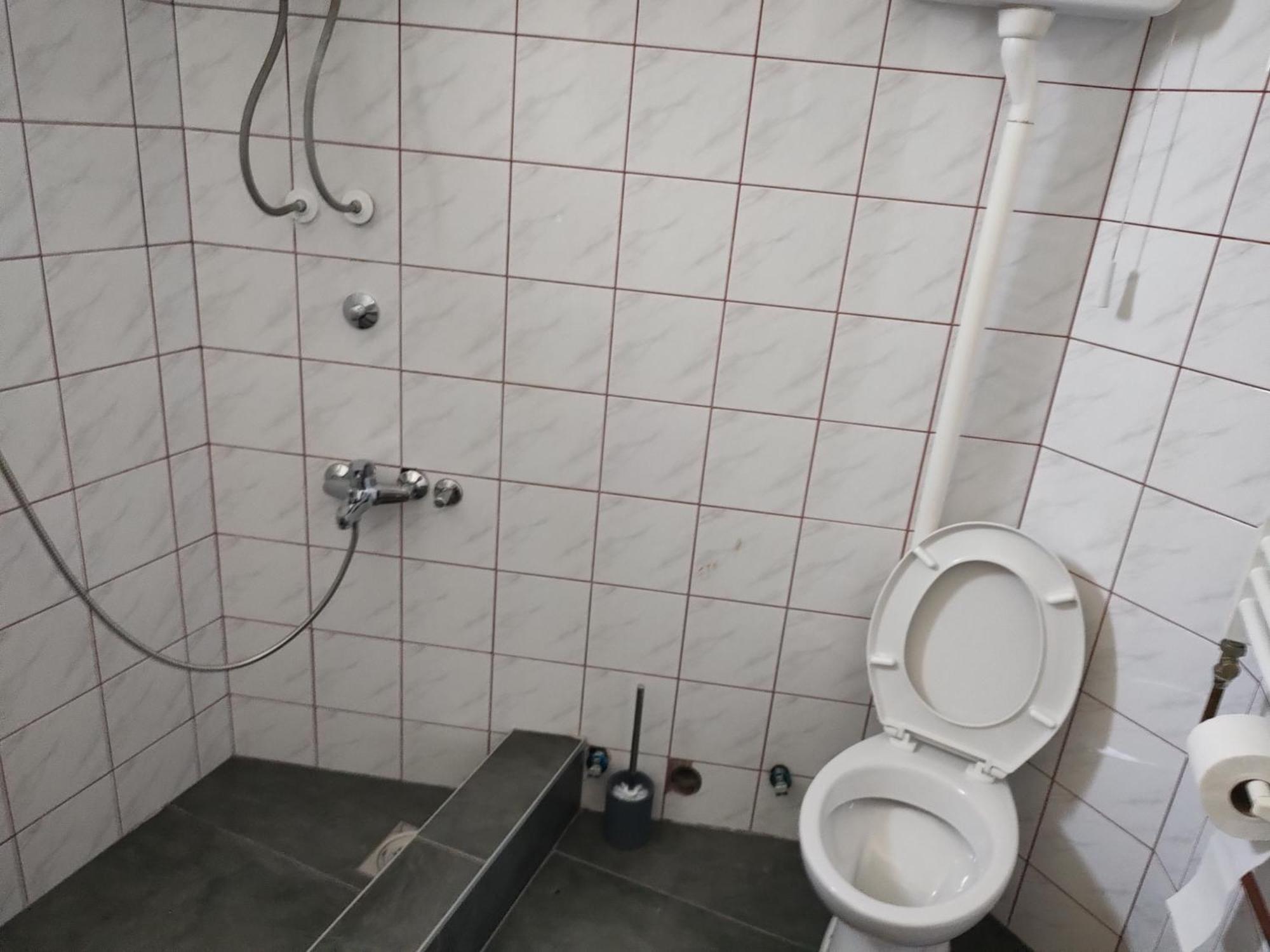 Stan Apartment Sremska Mitrovica Ngoại thất bức ảnh